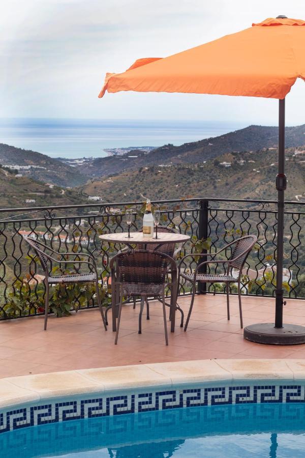 Villa Andalucia Cómpeta Esterno foto